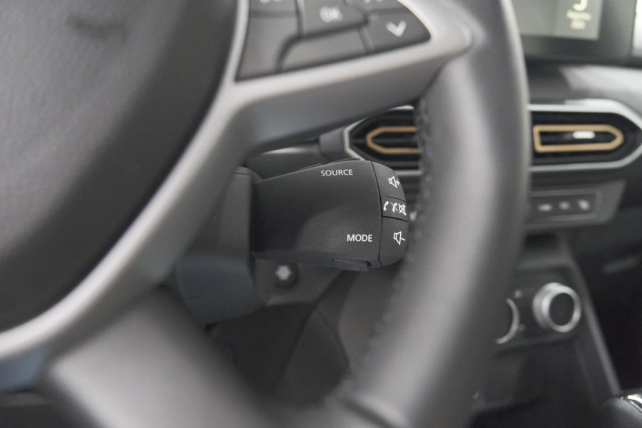 Dacia Jogger 1.6 Hybrid 140 Extreme | 7 Zitplaatsen | Camera | Dodehoekdetectie | Apple Carplay