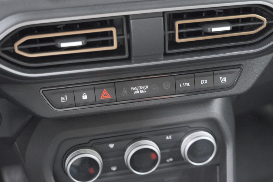 Dacia Jogger 1.6 Hybrid 140 Extreme | 7 Zitplaatsen | Camera | Dodehoekdetectie | Apple Carplay