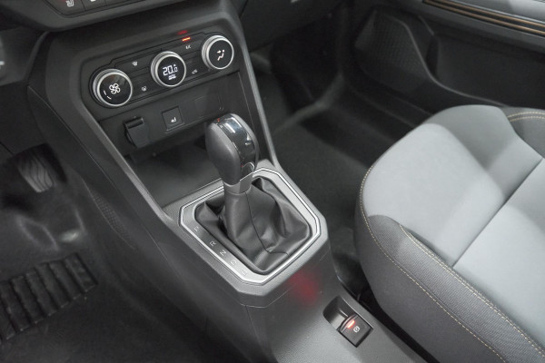 Dacia Jogger 1.6 Hybrid 140 Extreme | 7 Zitplaatsen | Camera | Dodehoekdetectie | Apple Carplay