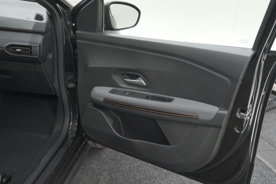 Dacia Jogger 1.6 Hybrid 140 Extreme | 7 Zitplaatsen | Camera | Dodehoekdetectie | Apple Carplay