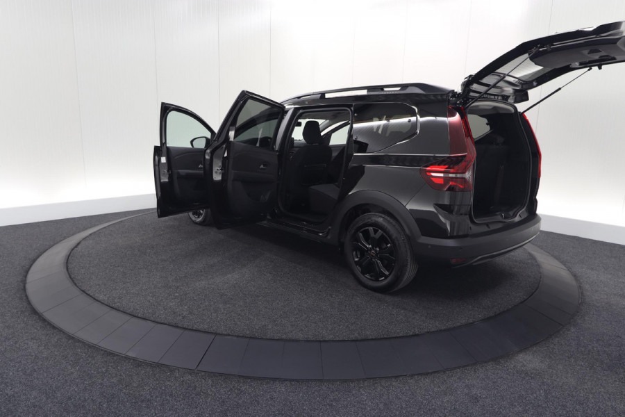 Dacia Jogger 1.6 Hybrid 140 Extreme | 7 Zitplaatsen | Camera | Dodehoekdetectie | Apple Carplay