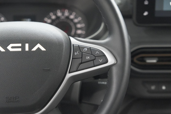 Dacia Jogger TCe 110 Extreme | 7 Zitplaatsen | Camera | Dodehoekdetectie | Stoelverwarming | Apple Carplay