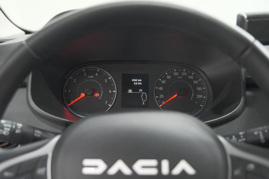 Dacia Jogger TCe 110 Extreme | 7 Zitplaatsen | Camera | Dodehoekdetectie | Stoelverwarming | Apple Carplay