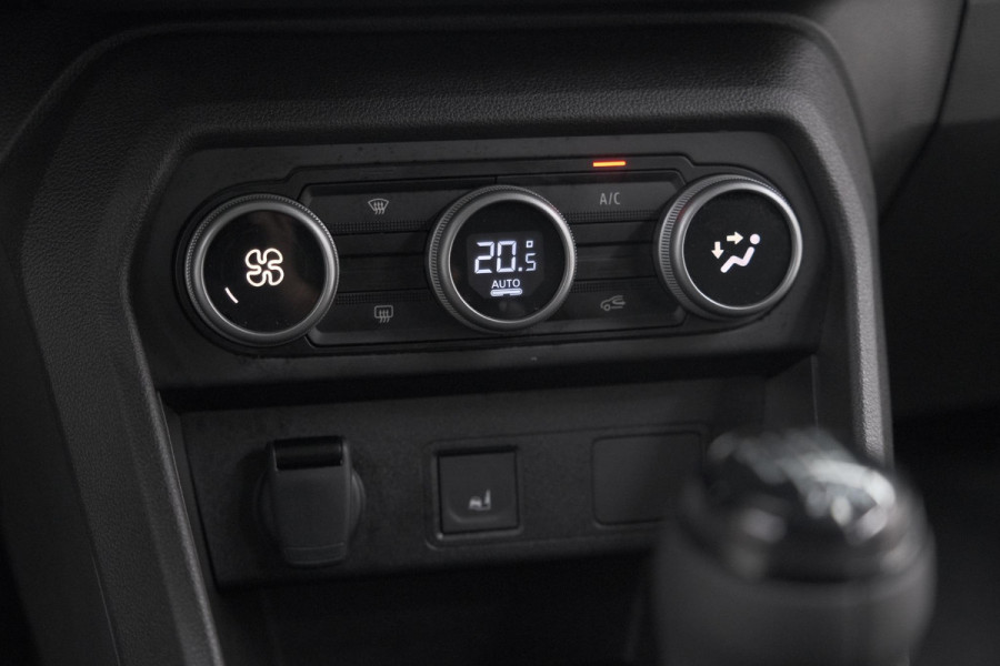 Dacia Jogger TCe 110 Extreme | 7 Zitplaatsen | Camera | Dodehoekdetectie | Stoelverwarming | Apple Carplay
