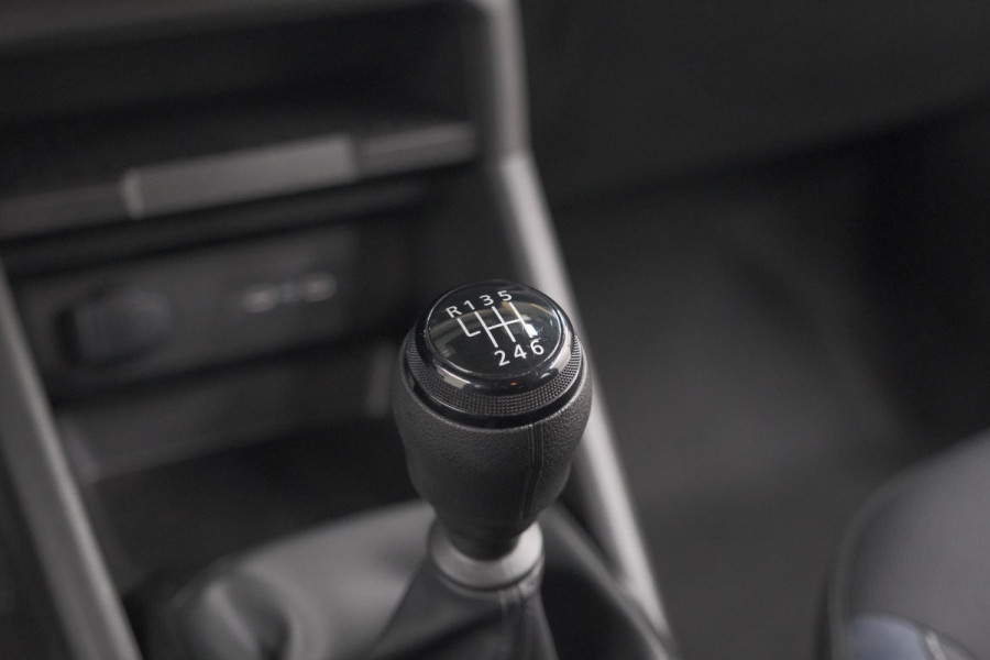 Dacia Duster Mild Hybrid 130 Expression | Camera | Stoelverwarming | Apple Carplay | Navigatie