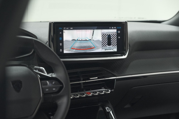 Peugeot 2008 Hybrid 136 e-DCS6 Allure | 360 Camera | Adaptieve Cruise Control | Dodehoekdetectie | Navigatie