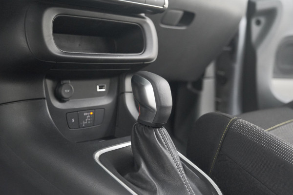 Citroën C3 PureTech 110 EAT6 Max | Apple Carplay | Parkeersensoren | Climate Control | 16 Inch Lichtmetalen Velgen
