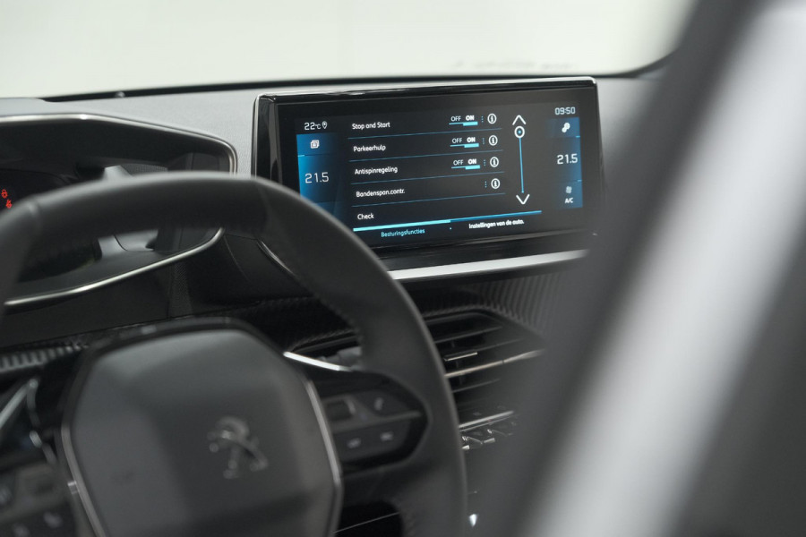 Peugeot 208 PureTech 100 Allure Pack | Camera | Apple Carplay | Parkeersensoren | Navigatie