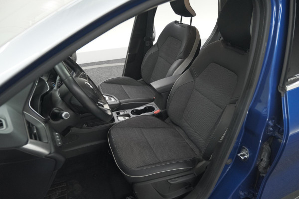 Renault Captur 1.6 E-Tech Plug-in Hybrid 160 Intens | Camera | 9.3 Inch Groot Scherm | Apple Carplay | Parkeersensoren