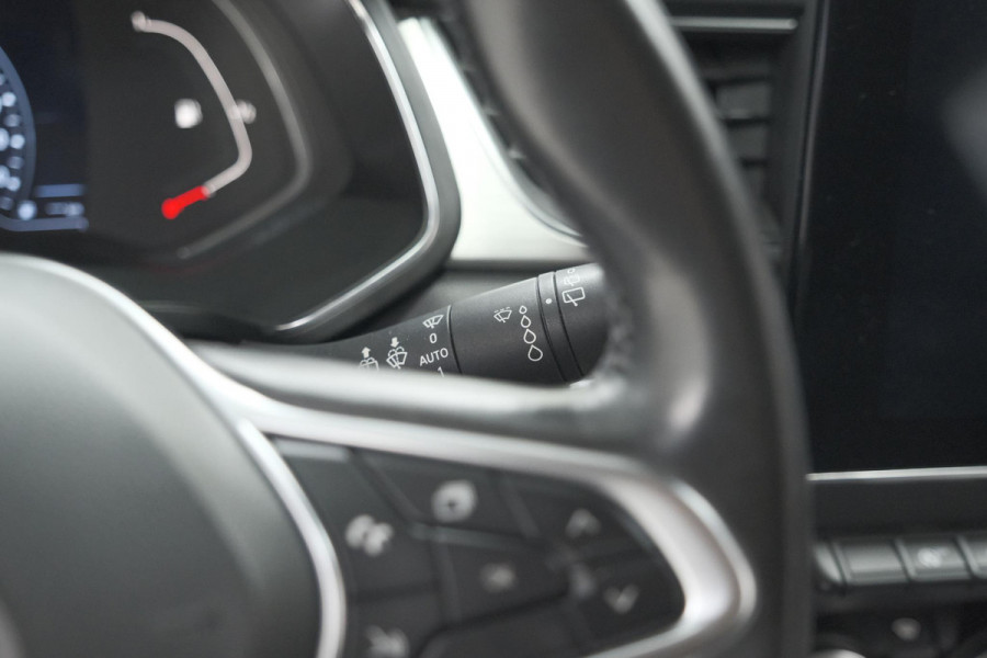 Renault Captur TCe 130 Intens | Camera | 9.3 Inch Grootscherm | Navigatie | Apple Carplay | Parkeersensoren
