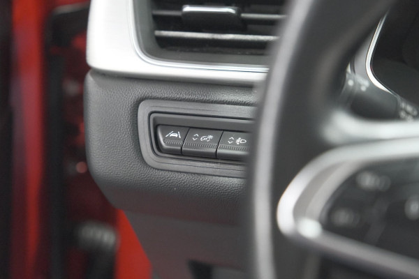 Renault Captur TCe 130 Intens | Camera | 9.3 Inch Grootscherm | Navigatie | Apple Carplay | Parkeersensoren