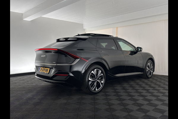 Kia Ev6 GT-Line 77.4 kWh [ 3-Fase-11kW ] (INCL-BTW) Aut. *HEATPUMP | PANO | HEAD-UP | LEATHER-ALCANTARA | ADAPTIVE-CRUISE | DIGI-COCKPIT | MERIDIAN-AUDIO | MEMORYPACK | FULL-LED | KEYLESS | TOPVIEW | DAB | BLINDSPOT | NAVI-FULLMAP |