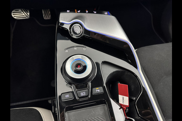 Kia Ev6 GT-Line 77.4 kWh [ 3-Fase-11kW ] (INCL-BTW) Aut. *HEATPUMP | PANO | HEAD-UP | LEATHER-ALCANTARA | ADAPTIVE-CRUISE | DIGI-COCKPIT | MERIDIAN-AUDIO | MEMORYPACK | FULL-LED | KEYLESS | TOPVIEW | DAB | BLINDSPOT | NAVI-FULLMAP |