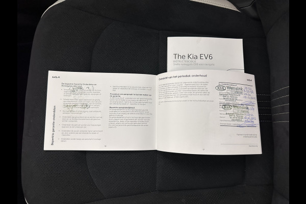 Kia Ev6 GT-Line 77.4 kWh [ 3-Fase-11kW ] (INCL-BTW) Aut. *HEATPUMP | PANO | HEAD-UP | LEATHER-ALCANTARA | ADAPTIVE-CRUISE | DIGI-COCKPIT | MERIDIAN-AUDIO | MEMORYPACK | FULL-LED | KEYLESS | TOPVIEW | DAB | BLINDSPOT | NAVI-FULLMAP |