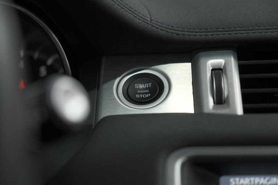 Land Rover Range Rover Evoque 2.0 Si4 Autobiography | Alarm | Panoramadak | 360 Camera | Elektrische Kofferklep | Stoelverwarming