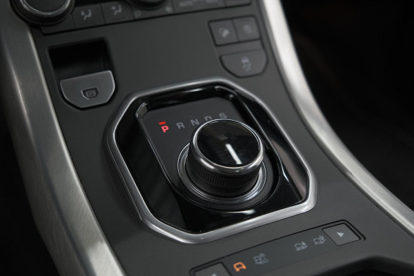 Land Rover Range Rover Evoque 2.0 Si4 Autobiography | Alarm | Panoramadak | 360 Camera | Elektrische Kofferklep | Stoelverwarming