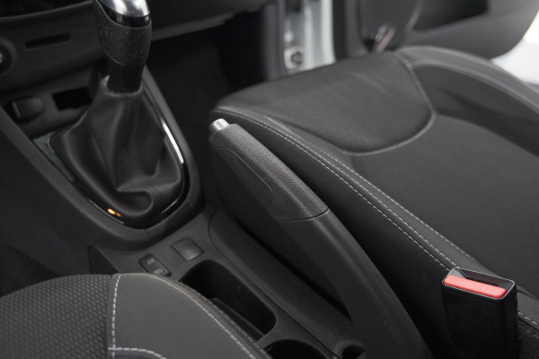 Renault Clio Estate TCe 90 Limited | Trekhaak | Apple Carplay | Parkeersensoren