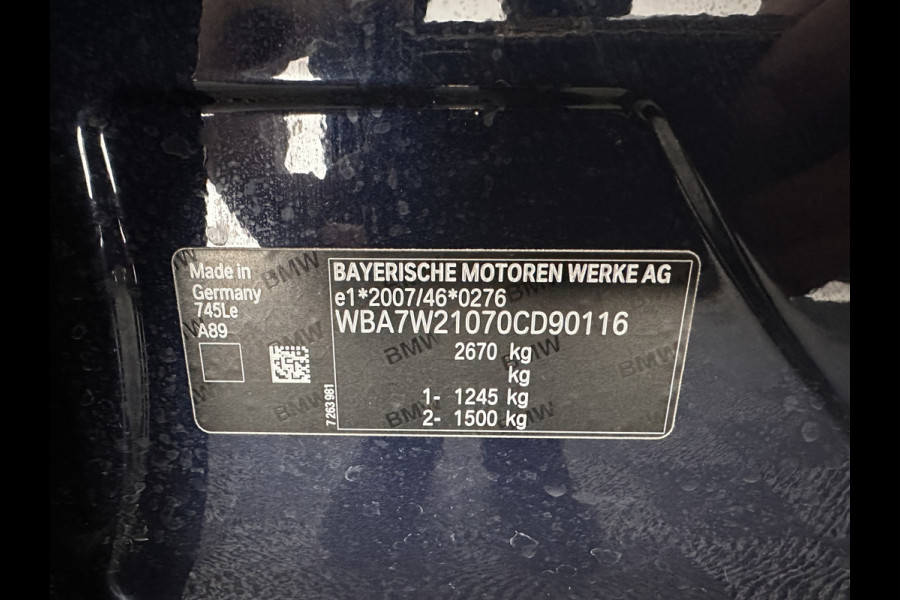 BMW 7 Serie 745Le (Plug-in) (INCL-BTW) *PANO | LEATHER | FULL-LED | HEAD-UP | BLINDSPOT | MEMORY-PACK | DIGI-COCKPIT | KEYLESS | DAB+ | CAMERA | HEATED-COMFORTSEATS | AMBIENTLIGHT | CARPLAY | SHIFTPADDLES | 18''ALU*