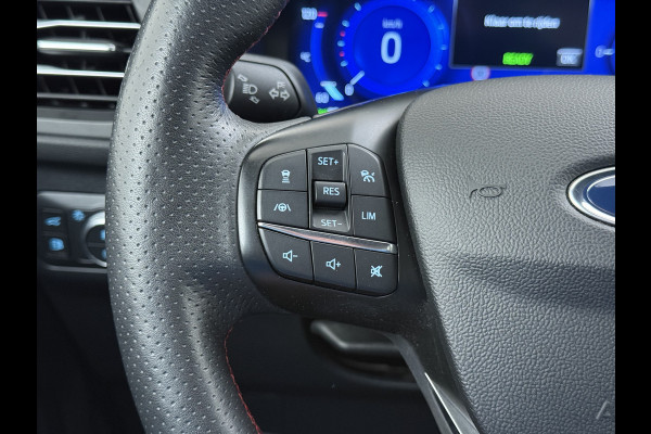 Ford Kuga 2.5 Hybrid PHEV ST-Line X Trekhaak Leer/Alcantara Head-Up Display Adaptive-Cruise Camera Navi Ecc Stoel+Achterbankverwarming App Privacy Glas Winterpakket Elek.Achterklep Led Virtual Cockpit Dodehoek-assistent 1.500KG Trekgewicht 1e Eigenaar Dealeronderhouden € 46.000 nieuw