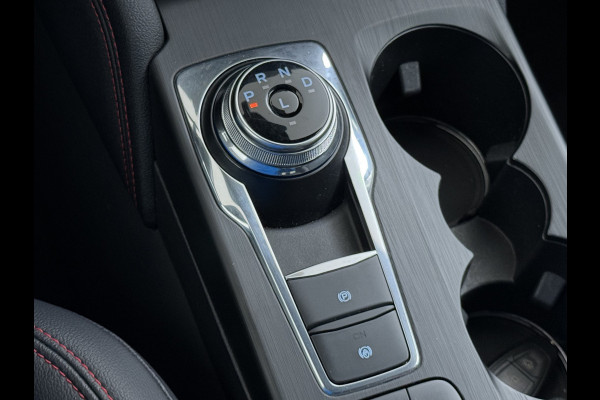 Ford Kuga 2.5 Hybrid PHEV ST-Line X Trekhaak Leer/Alcantara Head-Up Display Adaptive-Cruise Camera Navi Ecc Stoel+Achterbankverwarming App Privacy Glas Winterpakket Elek.Achterklep Led Virtual Cockpit Dodehoek-assistent 1.500KG Trekgewicht 1e Eigenaar Dealeronderhouden € 46.000 nieuw