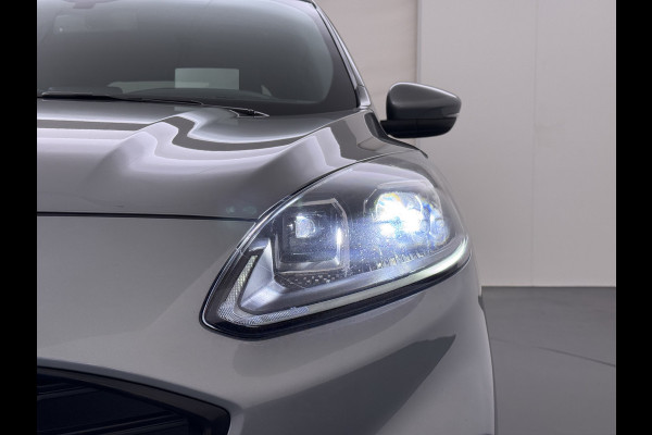 Ford Kuga 2.5 Hybrid PHEV ST-Line X Trekhaak Leer/Alcantara Head-Up Display Adaptive-Cruise Camera Navi Ecc Stoel+Achterbankverwarming App Privacy Glas Winterpakket Elek.Achterklep Led Virtual Cockpit Dodehoek-assistent 1.500KG Trekgewicht 1e Eigenaar Dealeronderhouden € 46.000 nieuw