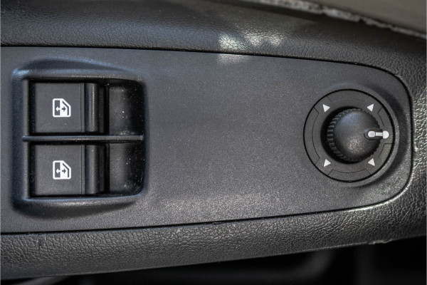 Fiat Ducato 2.3 MultiJet Bakwagen met laadklep | 141 PK | Euro 6 | Cruise | Camera | Airco | Navigatie