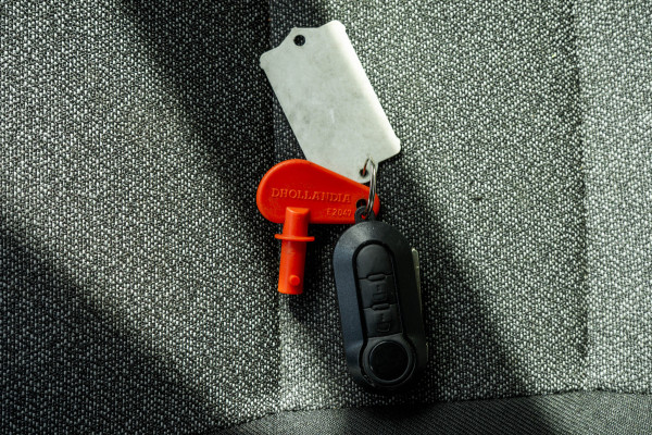 Fiat Ducato 2.3 MultiJet Bakwagen met laadklep | 141 PK | Euro 6 | Cruise | Camera | Airco | Navigatie