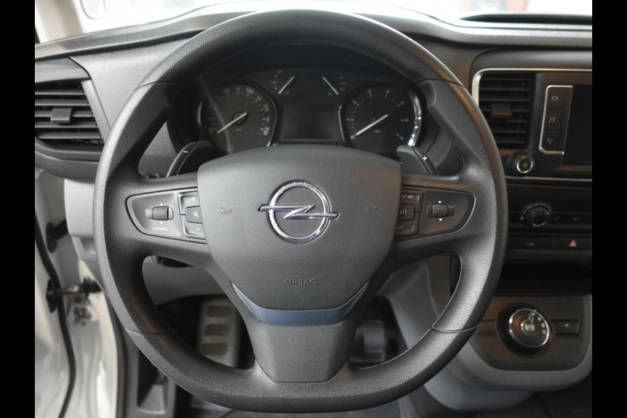Opel Vivaro 2.0 CDTI L2H1 Edition 144PK Automaat 3 zits Navigatie Airco Bluetooth Trekhaak Cruise Control