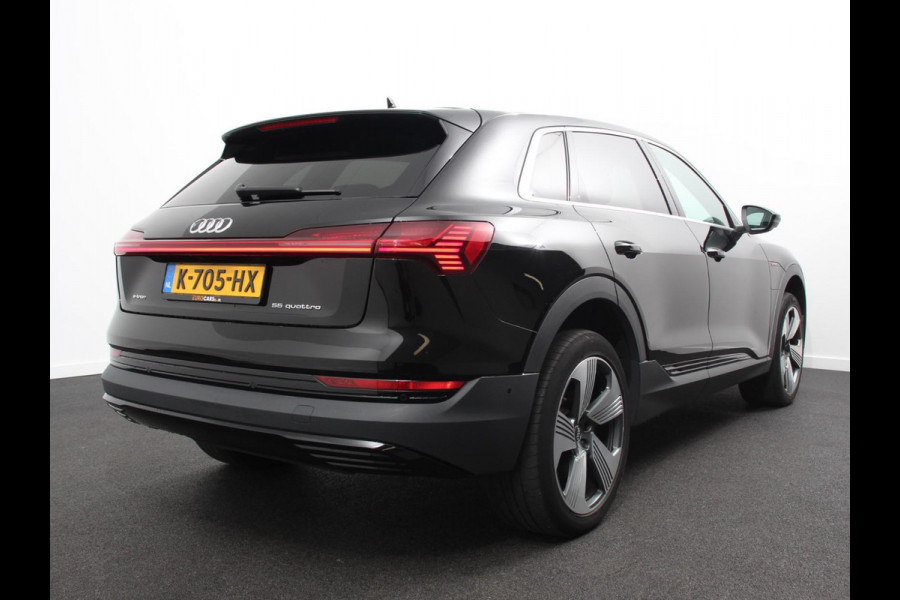 Audi e-tron e-tron 55 quattro | Leder | Navigatie | Trekhaak | Led koplampen | Tour pakket | Virtual cockpit | Cruise control adaptief