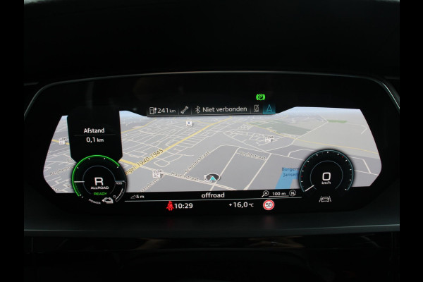 Audi e-tron e-tron 55 quattro | Leder | Navigatie | Trekhaak | Led koplampen | Tour pakket | Virtual cockpit | Cruise control adaptief