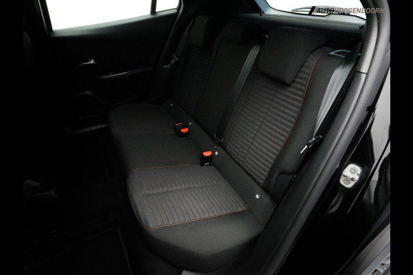 Peugeot 2008 1.2 PureTech Active Pack Sport 130pk (APPLE CARPLAY,CRUISE,CAMERA,LM-VELGEN,COMFORT-STOELEN,LED,TOPCONDITIE)