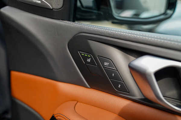 BMW X5 XDrive50e High Executive | AR CAM | DravitGrau | Panorama | Harman/Kardon | Luxe Leder | Massage | Adaptieve Cruise | HuD