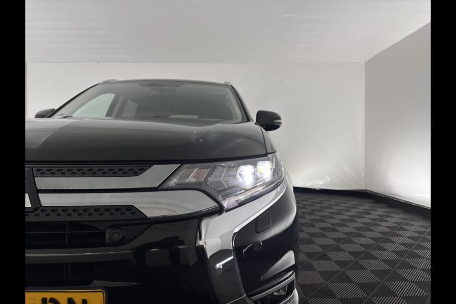 Mitsubishi Outlander 2.4 PHEV Intense AWD (Plug-in) (INCL-BTW) *LEATHER-ALCANTARA | FULL-LED | KEYLESS | BLINDSPOT | CAMERA | HEATED-COMFORTSEATS | ECC | SHIFTPADDLES | PDC | CRUISE | PRIVACYGLASS | DAB | TOWBAR | CARPLAY | 18''ALU*