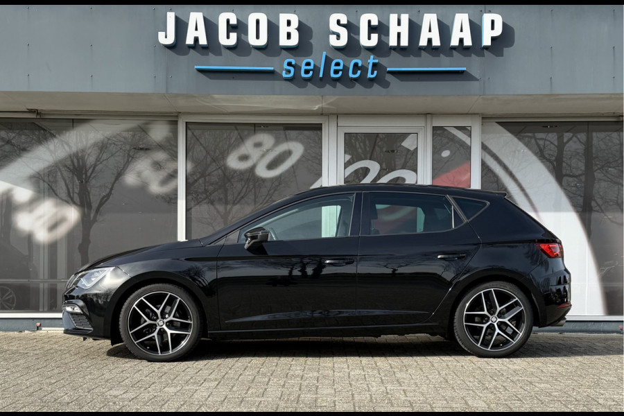 Seat Leon 1.4 EcoTSI FR Business Intense Sensoren V+A / Carplay / Cruise C. / Winter Pakket / Navi