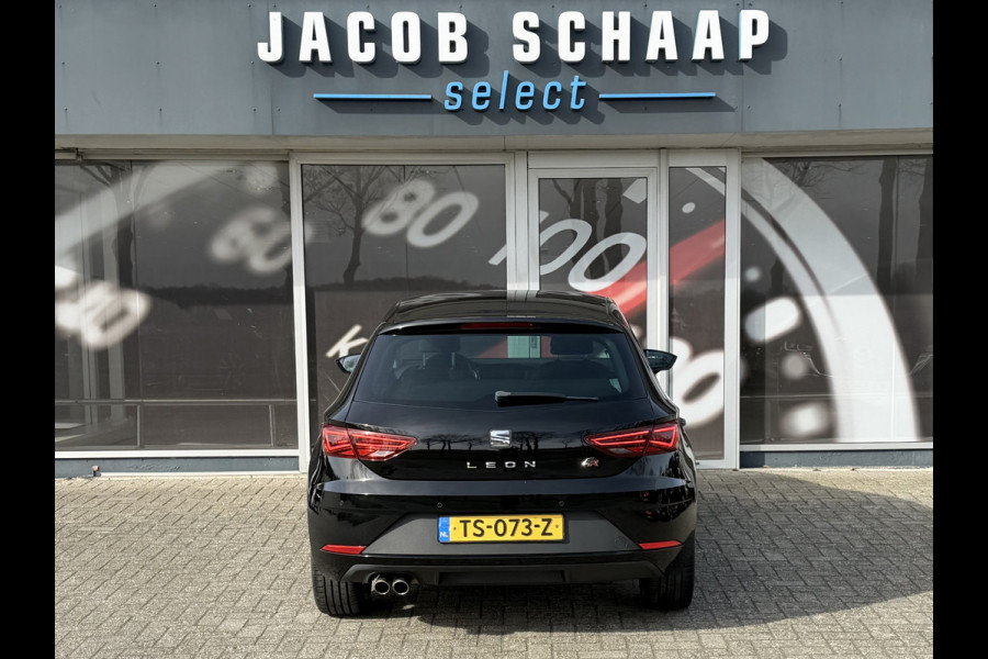 Seat Leon 1.4 EcoTSI FR Business Intense Sensoren V+A / Carplay / Cruise C. / Winter Pakket / Navi