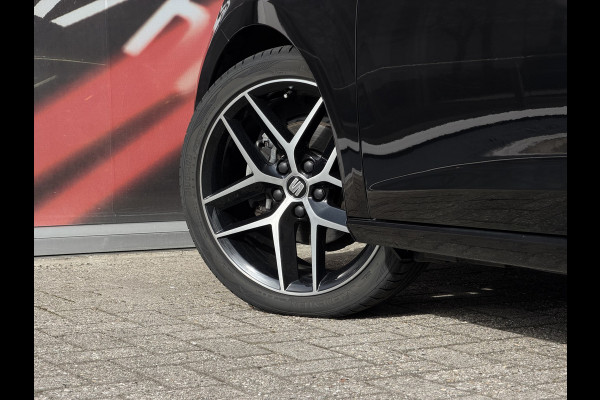 Seat Leon 1.4 EcoTSI FR Business Intense Sensoren V+A / Carplay / Cruise C. / Winter Pakket / Navi