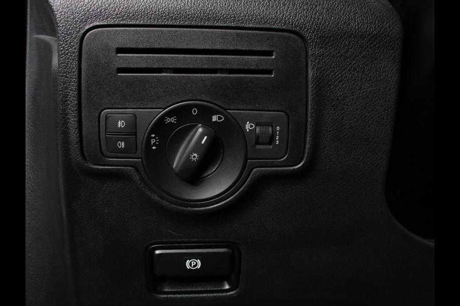 Mercedes-Benz Vito Tourer 114 CDI Automaat Pro Extra Lang 8 persoons Navigatie Airco Cruise Control