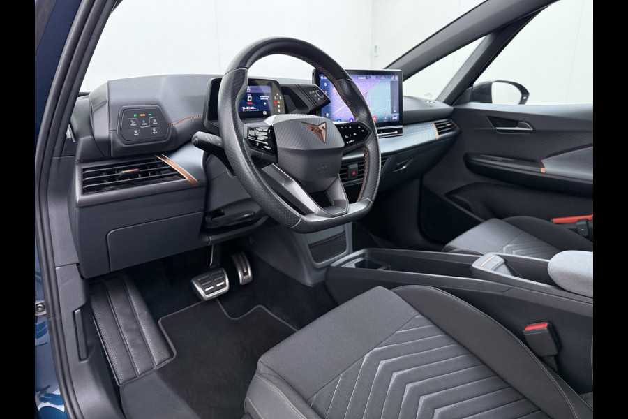 CUPRA Born 62 kWh 204PK 3-Fase Adaptive-Cruise Camera Apple Carplay Android Navi PDC-a+v Ecc Business One Lmv Stoel+Stuurverwarming Led Isofix DAB Bluetooth Rijstrooksensor Regensensor SOH 91% 1e Eigenaar Origineel Nederlandse Auto Dealeronderhouden