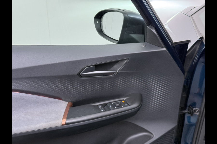 CUPRA Born 62 kWh 204PK 3-Fase Adaptive-Cruise Camera Apple Carplay Android Navi PDC-a+v Ecc Business One Lmv Stoel+Stuurverwarming Led Isofix DAB Bluetooth Rijstrooksensor Regensensor SOH 91% 1e Eigenaar Origineel Nederlandse Auto Dealeronderhouden