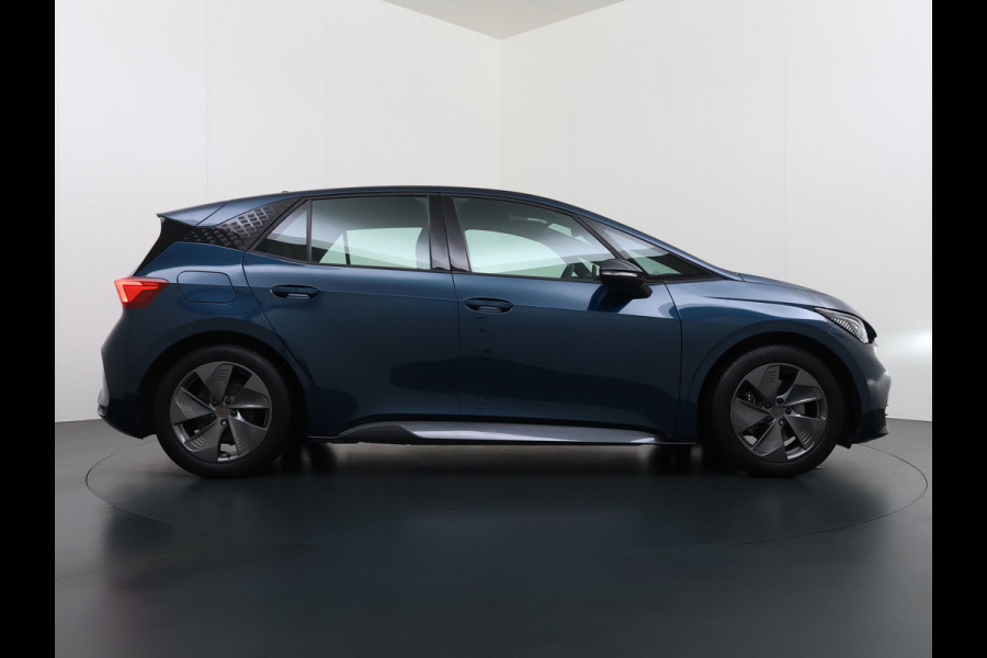 CUPRA Born 62 kWh 204PK 3-Fase Adaptive-Cruise Camera Apple Carplay Android Navi PDC-a+v Ecc Business One Lmv Stoel+Stuurverwarming Led Isofix DAB Bluetooth Rijstrooksensor Regensensor SOH 91% 1e Eigenaar Origineel Nederlandse Auto Dealeronderhouden