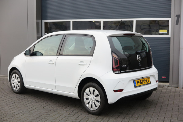 Volkswagen up! 1.0 49kw 66pk Active Cruisecontrol , Stoelverwarming , Navi via App, Achteruitrijcamera , Parkeersensoren , DAB+ radio , Multifunctioneel stuurwiel.etc.