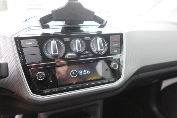 Volkswagen up! 1.0 49kw 66pk Active Cruisecontrol , Stoelverwarming , Navi via App, Achteruitrijcamera , Parkeersensoren , DAB+ radio , Multifunctioneel stuurwiel.etc.