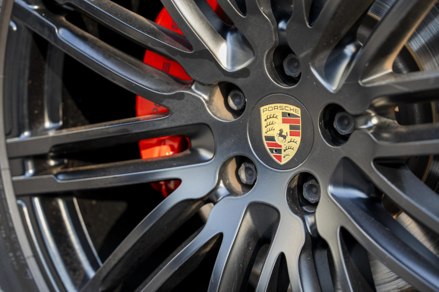 Porsche Macan 2.0 | Panorama | Bose | Memory | Leder