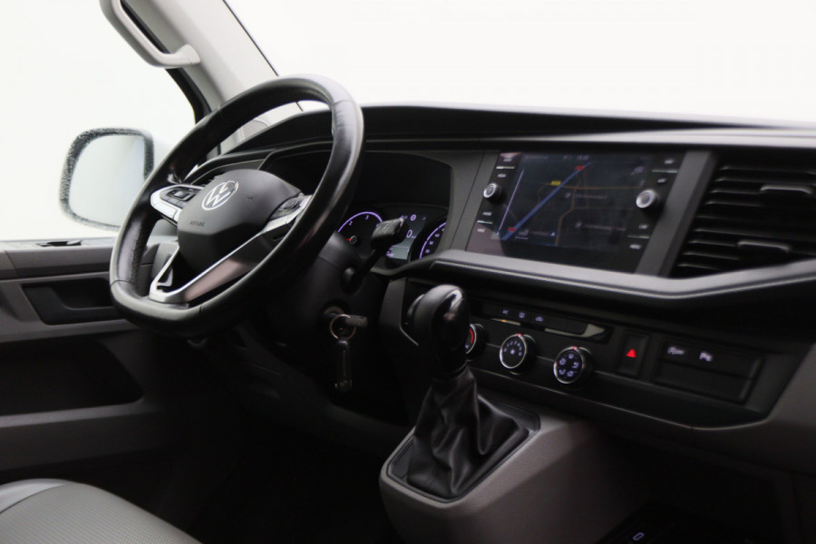 Volkswagen Transporter 2.0 TDI DSG L1H1 Leer, Airco, Apple Carplay, Camera, Cruise, Imperiaal, PDC, Trekhaak, 16''