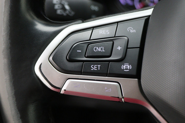 Volkswagen Transporter 2.0 TDI DSG L1H1 Leer, Airco, Apple Carplay, Camera, Cruise, Imperiaal, PDC, Trekhaak, 16''