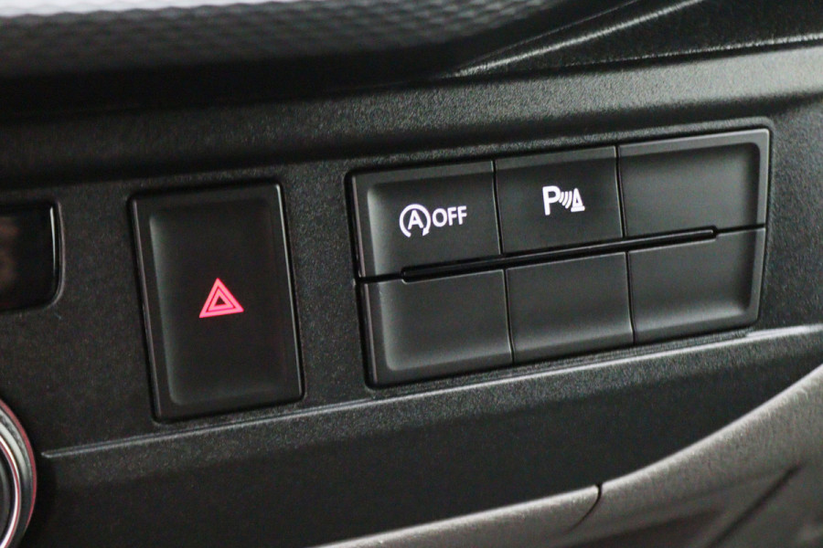 Volkswagen Transporter 2.0 TDI DSG L1H1 Leer, Airco, Apple Carplay, Camera, Cruise, Imperiaal, PDC, Trekhaak, 16''