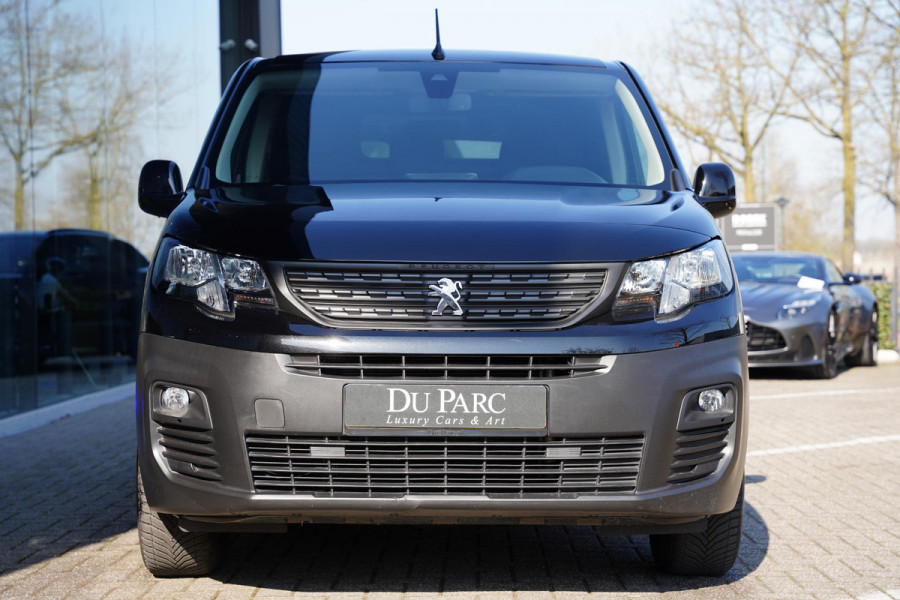 Peugeot e-Partner 136 L1 50 kWh Navigatie  / 3 Zits / 1e Eigenaar