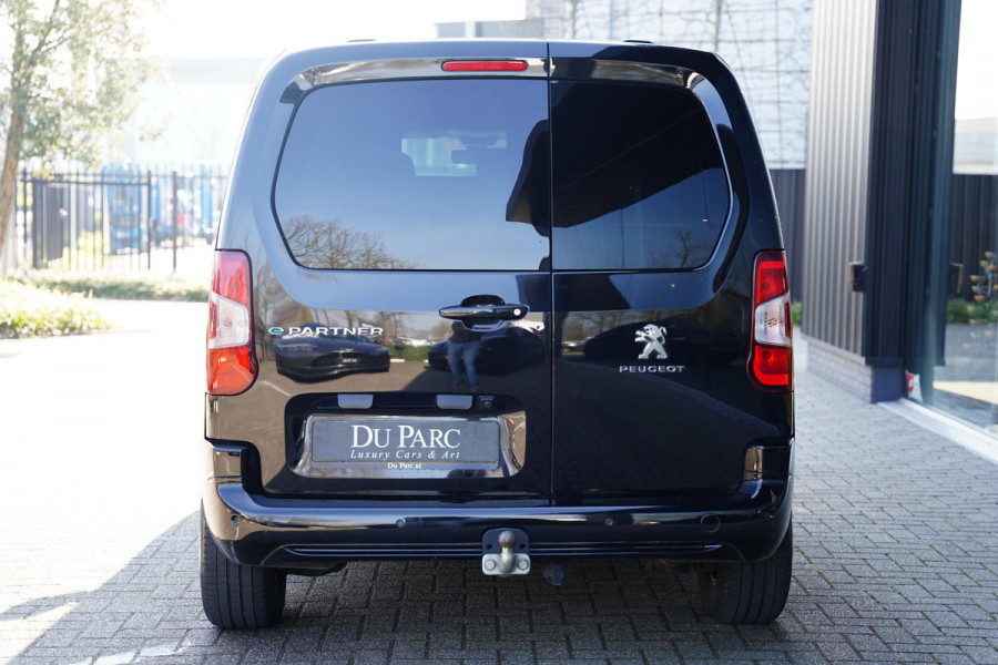 Peugeot e-Partner 136 L1 50 kWh Navigatie  / 3 Zits / 1e Eigenaar