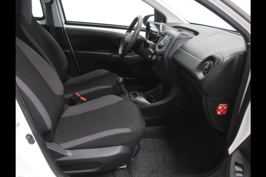 Toyota Aygo 1.0 VVT-i x-fun AIRCO | BT | LED | CV | LED