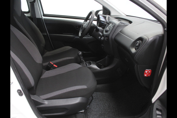 Toyota Aygo 1.0 VVT-i x-fun AIRCO | BT | LED | CV | LED